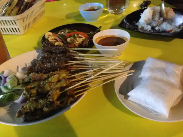 Restoran Sate Wak Radol Food Photo 2