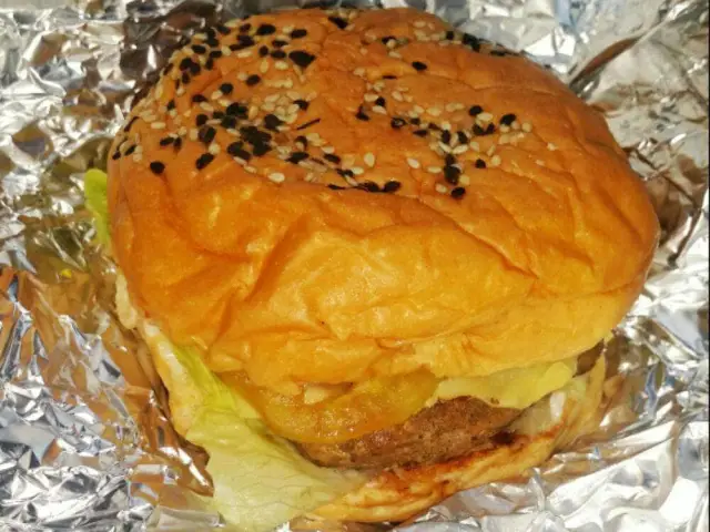 100g Burger's Food Photo 12
