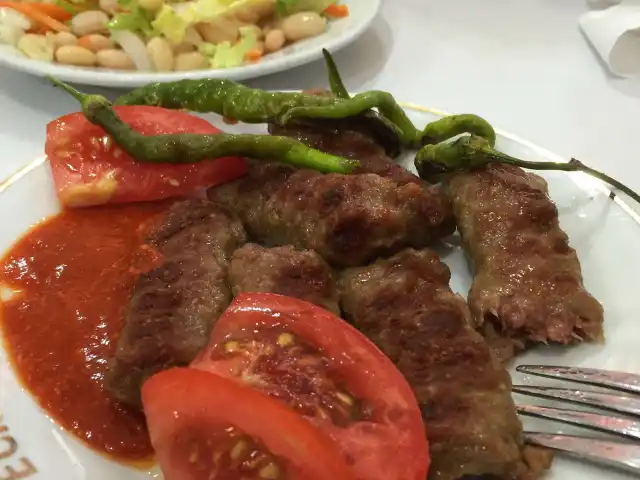 Tarihi Özkan Köftecisi'nin yemek ve ambiyans fotoğrafları 24