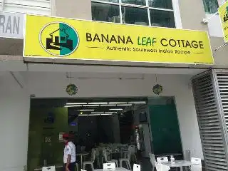 Banana Leaf Food Photo 1