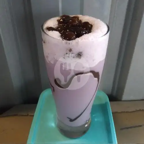 Gambar Makanan De Cappucino Cincau Pisang Geprek Bunulrejo 8