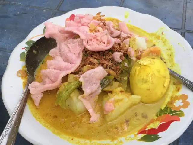 Gambar Makanan Lontong Gulai Mama Bet 3