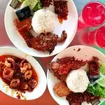 Ayam Penyet Food Photo 7