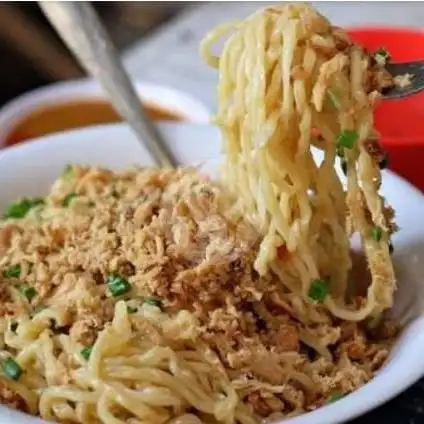 Gambar Makanan Bakmi Ueenak, Pluit 4