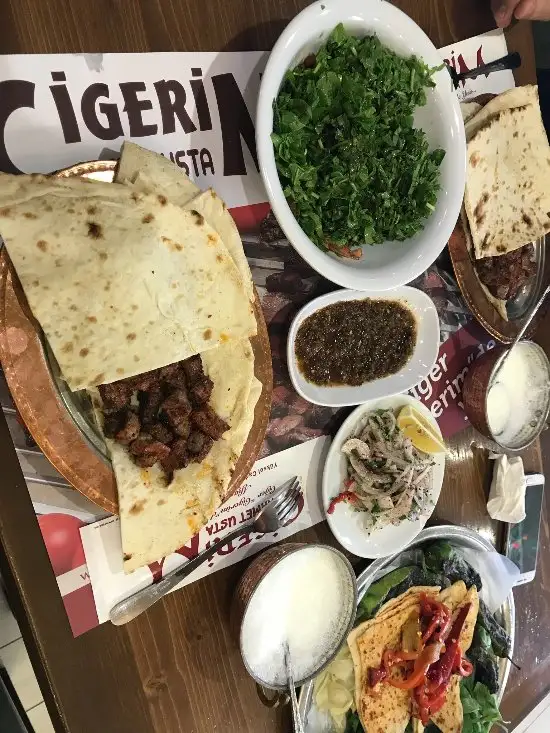 Ciğerim Ahmet Usta'nin yemek ve ambiyans fotoğrafları 4