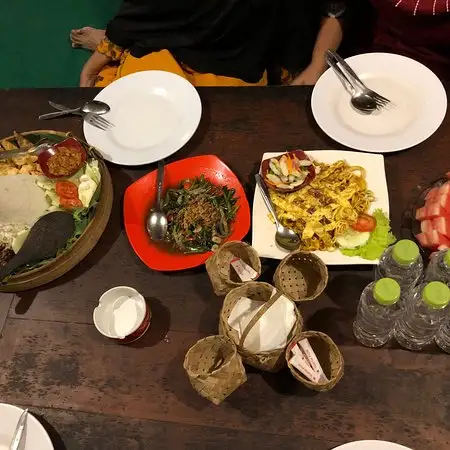 Gambar Makanan Djogjas Resto 9