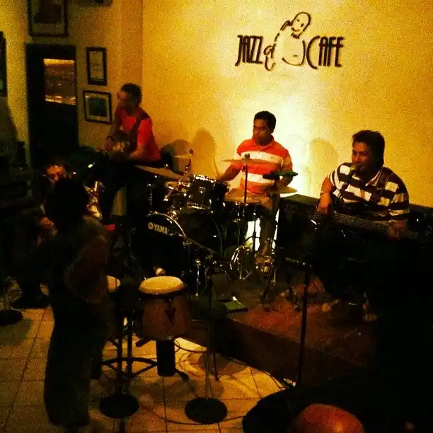 Gambar Makanan Jazz Cafe Ubud Bali 11