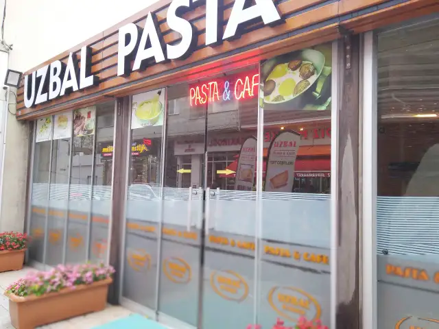 Uzbal Börek Pasta & Cafe'nin yemek ve ambiyans fotoğrafları 4