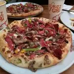 Pizza Pizza'nin yemek ve ambiyans fotoğrafları 4