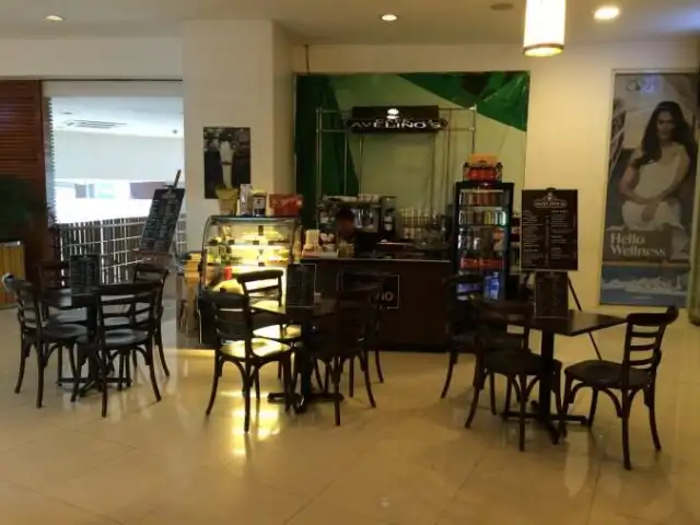 Cafe Avelino