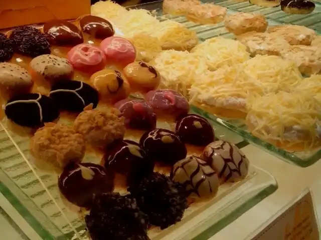 J.CO Donuts & Coffee Food Photo 13