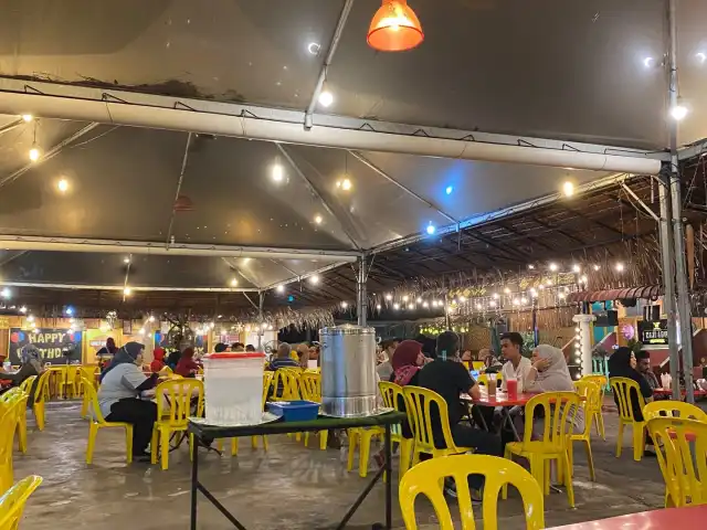 Haji Abu Food Court