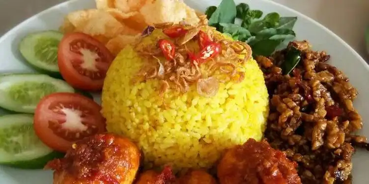 Nasi Urap & Nasi Kuning Ibu Dewi, Sriwijaya