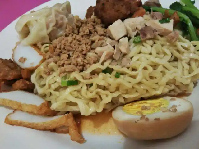 Gambar Makanan Bakmi Qiu Qiu 17