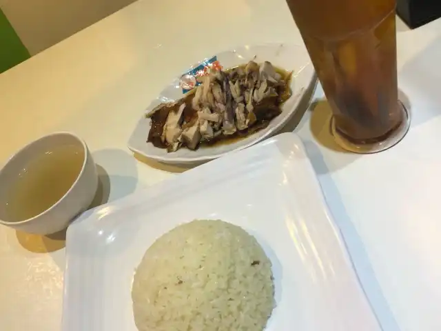 Singapore Chicken Rice Food Photo 6