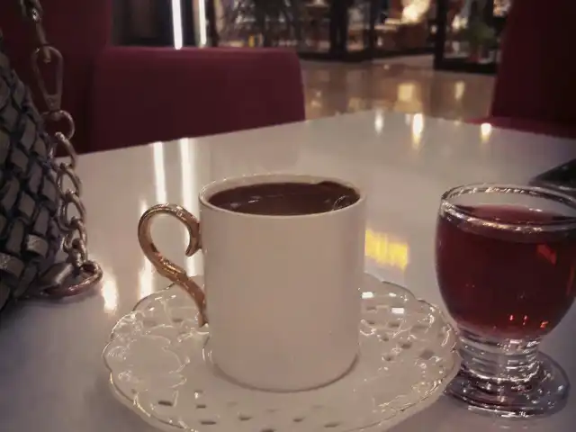 Cafe Mola'nin yemek ve ambiyans fotoğrafları 5