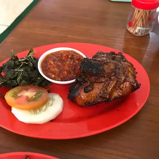 Gambar Makanan RM Ayam Goreng Pak Cipto 3