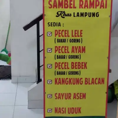 Pecel Lele Sambel Rampai Khas Lampung