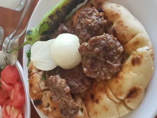 Meşhur Aksu Şimşek Köfte Piyaz'nin yemek ve ambiyans fotoğrafları 6