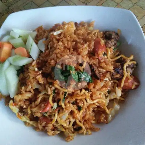 Gambar Makanan Nasi Goreng Khas Jakarta Bang Oleh, Jl.Garuda Landasan Ulin 3
