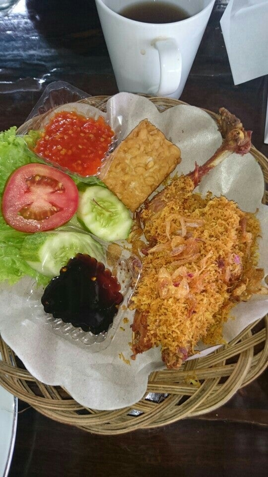 Tahu Sumedang Renyah Terdekat Restoran Dan Tempat Makan Sunda