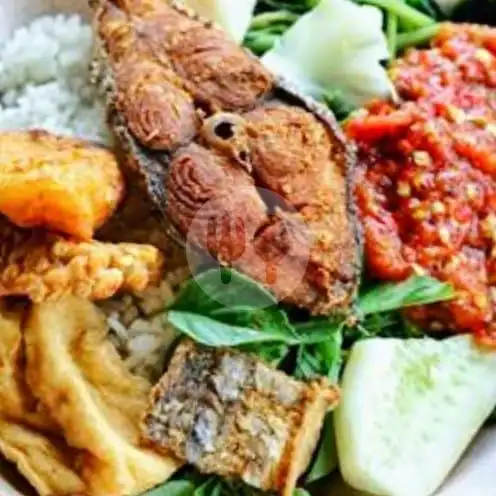 Gambar Makanan Warung Siti Neneng Tempong, Jalan N Khauripan 10