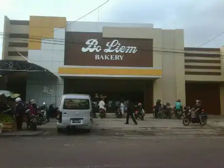 Gambar Makanan Bo Liem Bakery 14