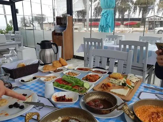 Bey's Balık ve Kahvaltı'nin yemek ve ambiyans fotoğrafları 1