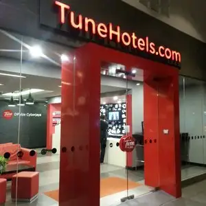 Tune Hotel Food Photo 3