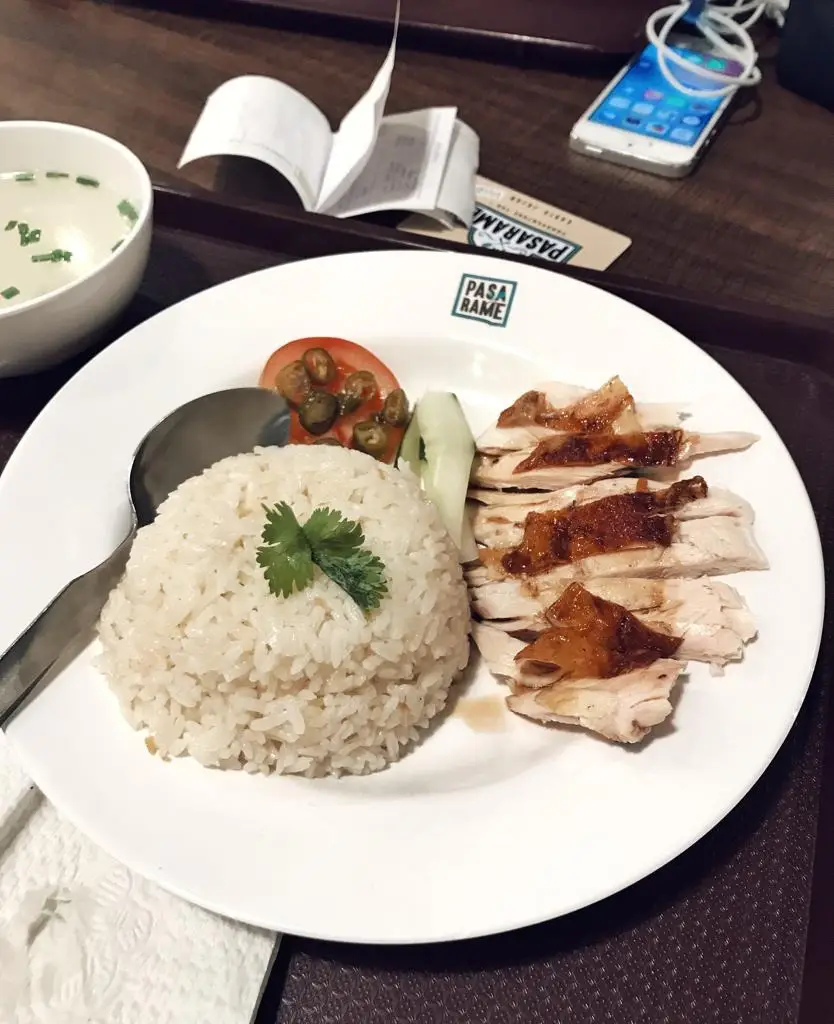 Hainan Chicken Rice Singapura