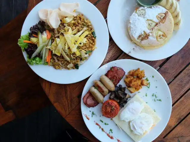 Gambar Makanan Bayleaf Restaurant & Lounge - Tjendana Villas 17