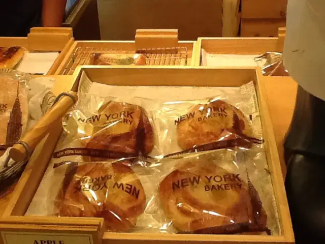 Gambar Makanan New York Bakery 9