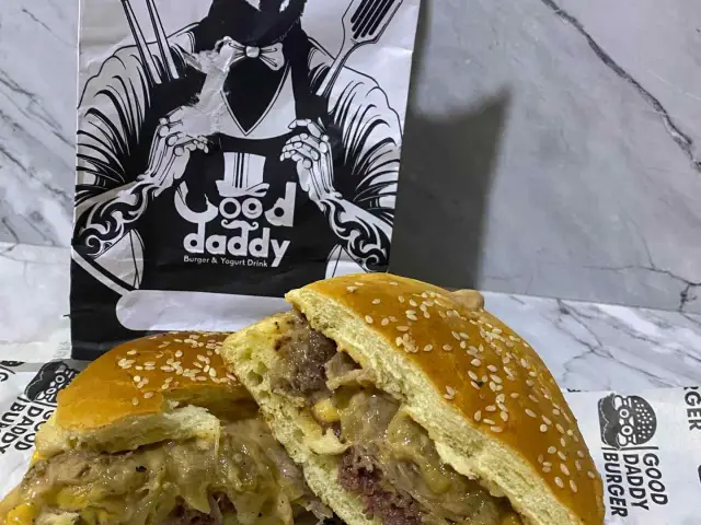 Gambar Makanan Good Daddy Burger 5