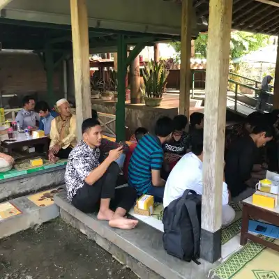 Pondok Makan Kedapi