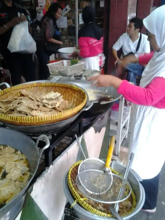 Gambar Makanan Pusat Oleh-oleh Khas Purwokerto 4