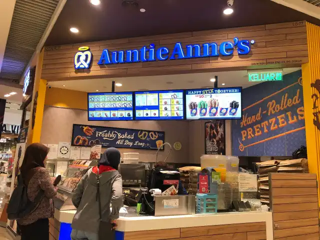 Auntie Anne's Food Photo 7