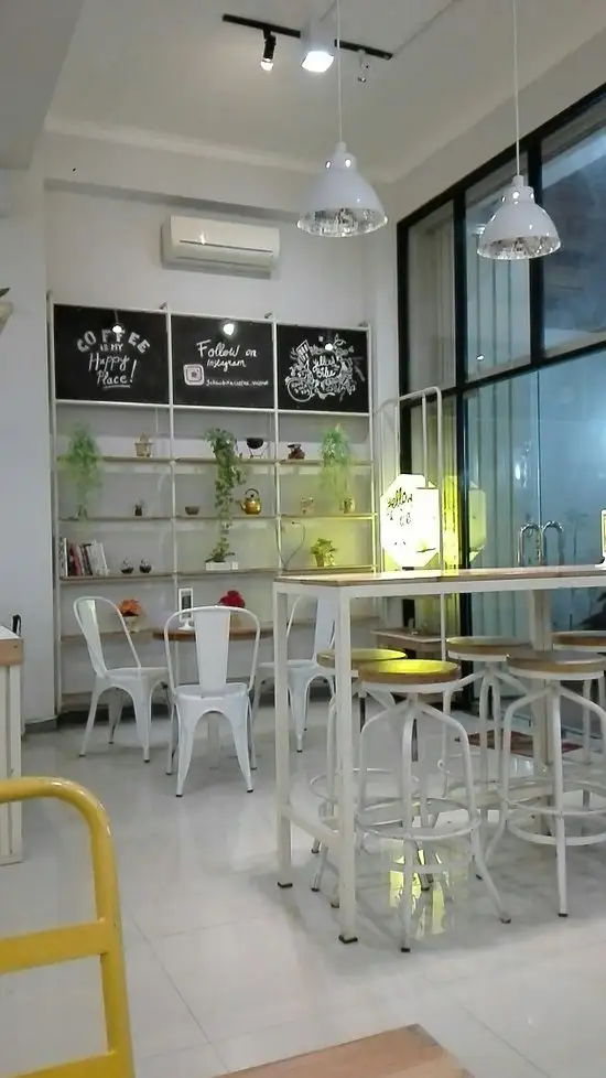 Gambar Makanan Yellow Bike Cafe 9