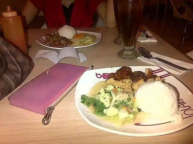 Gambar Makanan Solaria 10