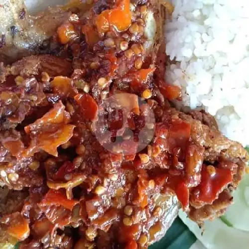 Gambar Makanan Nasi Balap Pedas "PUYUNG" Khas Lombok 11