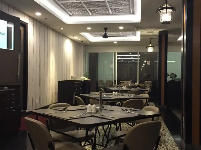 Gambar Makanan Soleil Restaurant - Pranaya Suites Hotel 2