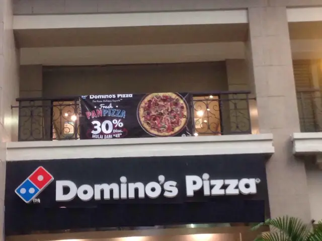 Gambar Makanan Domino's Pizza 5