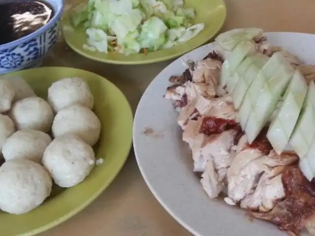 Restoran Nasi Ayam Heng Chicken Rice Balls Food Photo 2