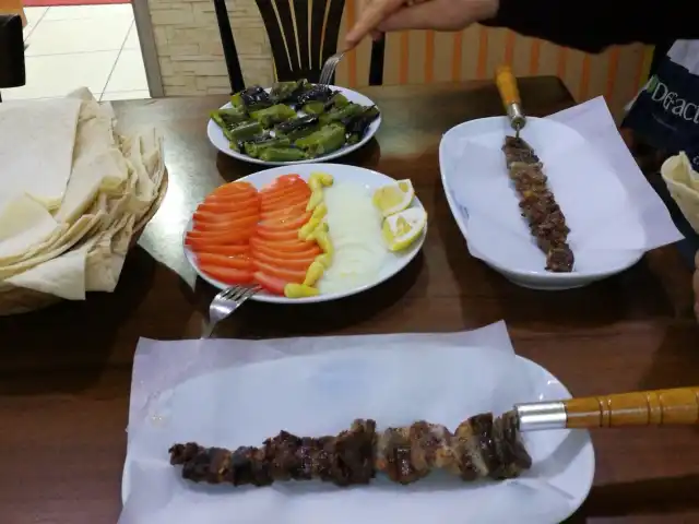 Behçet Usta'nın Meşhur Cağ Kebabı'nin yemek ve ambiyans fotoğrafları 6