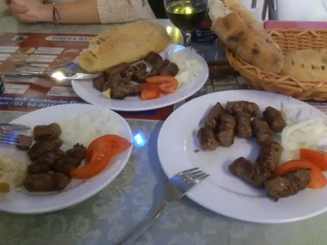 Bosna Restaurant'nin yemek ve ambiyans fotoğrafları 2