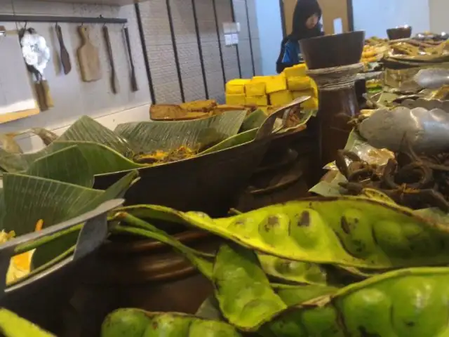 Gambar Makanan Warung Nasi Ampera 8