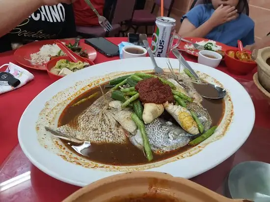 Famous Golden Seafood Restaurant