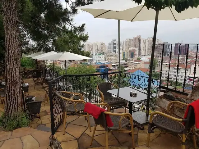 Qasr Cafe'nin yemek ve ambiyans fotoğrafları 3