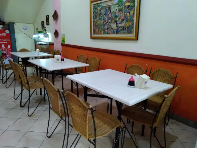 Gambar Makanan Dodika Resto Manado 4