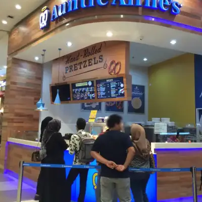 Auntie Anne's