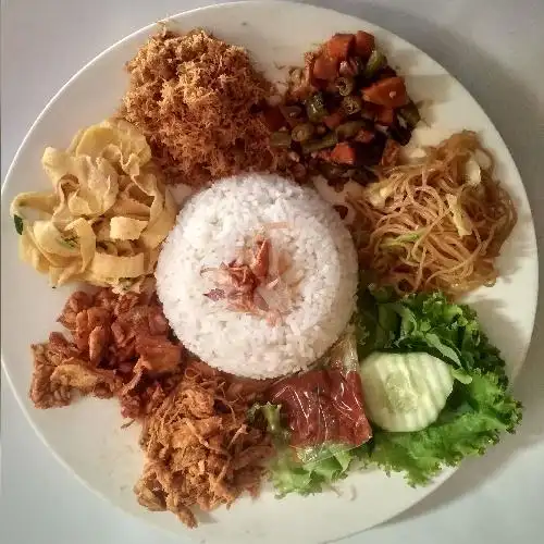 Gambar Makanan Nasi Uduk,Lalapan & Sego Sambel LEGENDA Malang, Jl. Simp Hamid Rusdi 5